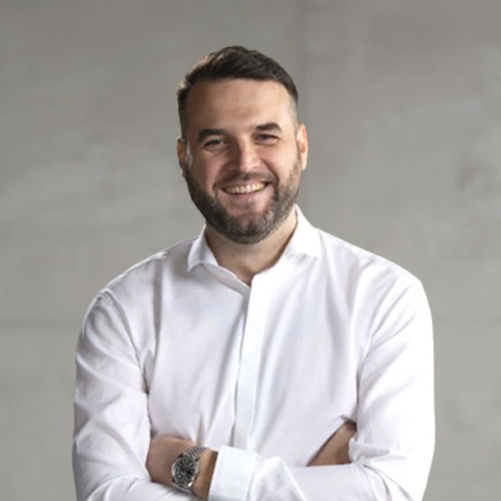 Mihajlo Matkovic — Nicht-Exekutiver Direktor